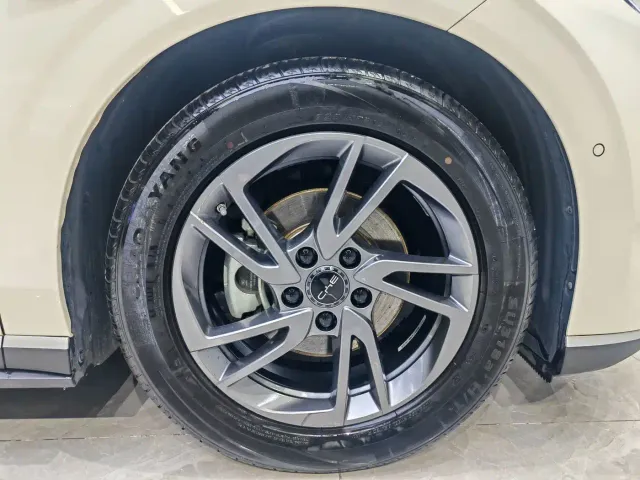 BYD Seal 06 — Фото автомобиля 12