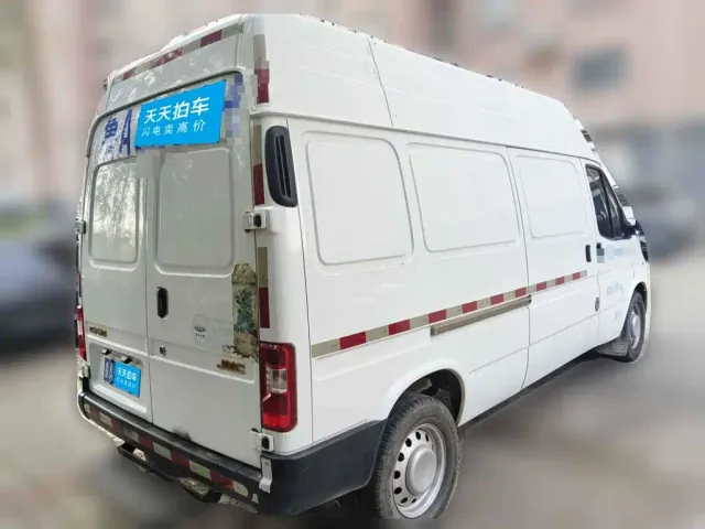 JMC Tesun — Фото автомобиля 2