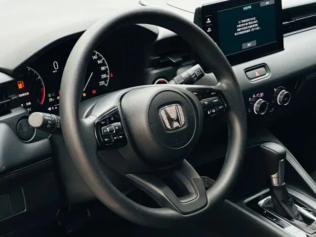 Honda Vezel — Фото автомобиля 10