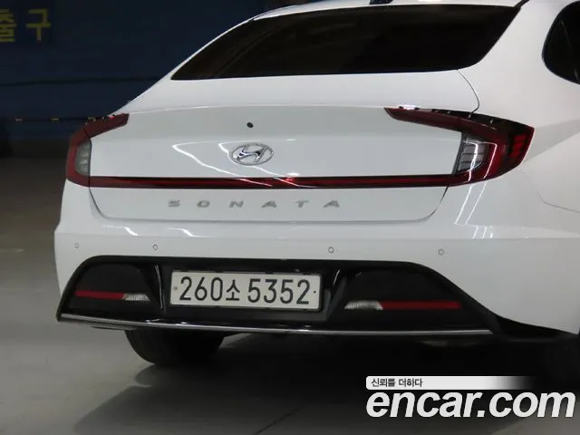 Hyundai Sonata — Фото автомобиля 17