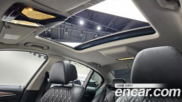 BMW 5-Series 5 серия (G30) 530i xDrive Luxury — Фото автомобиля 12