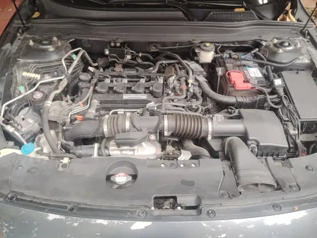 Honda Accord — Фото автомобиля 9