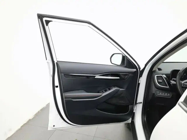 Kia Seltos — Фото автомобиля 8