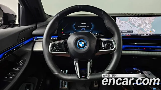 BMW i5 G60 — Фото автомобиля 18