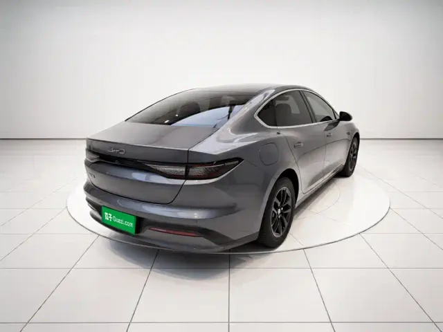 BYD Seal 05 DM-i — Фото автомобиля 6