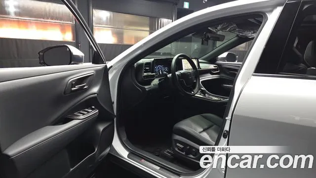 Toyota Crown — Фото автомобиля 10