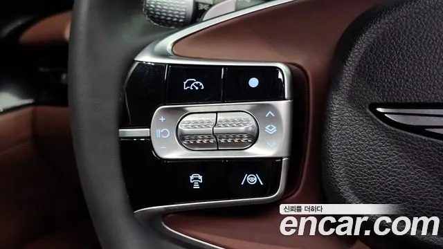 Genesis G90 RS4 — Фото автомобиля 22