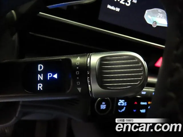 Hyundai Ioniq 6 — Фото автомобиля 12