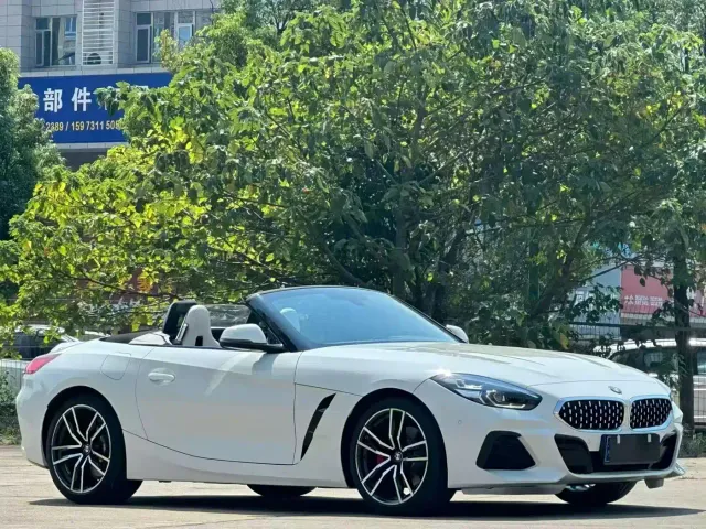 BMW Z4 — Фото автомобиля 3
