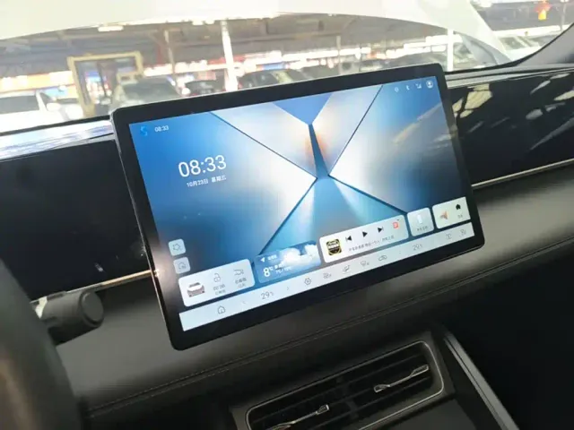 BYD Qin L — Фото автомобиля 12