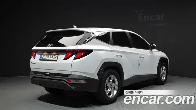 Hyundai Tucson Tucson (NX4) Дизель 2.0 2WD — Фото автомобиля 2