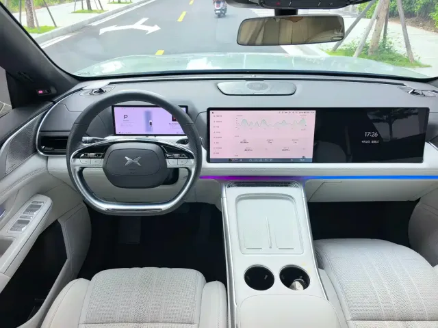 Xpeng G9 — Фото автомобиля 15