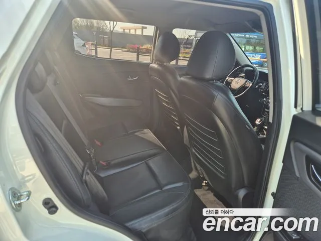 KG_Mobility_Ssangyong TIBOLI Very New Tivoli Бензин 1.5 2WD — Фото автомобиля 8