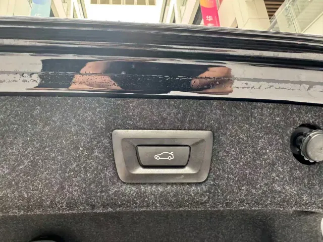 BMW 5 Series — Фото автомобиля 24