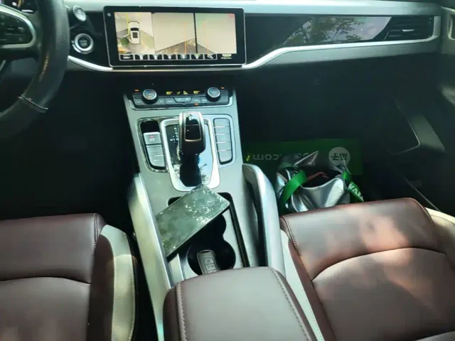 Geely Boyue — Фото автомобиля 13