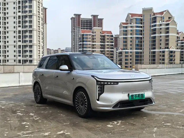 IM Motors LS8 — Фото автомобиля 3