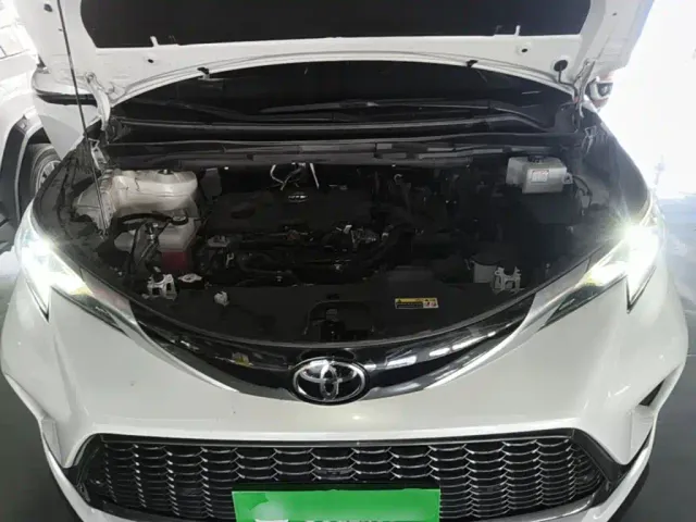 Toyota Granvia — Фото автомобиля 19