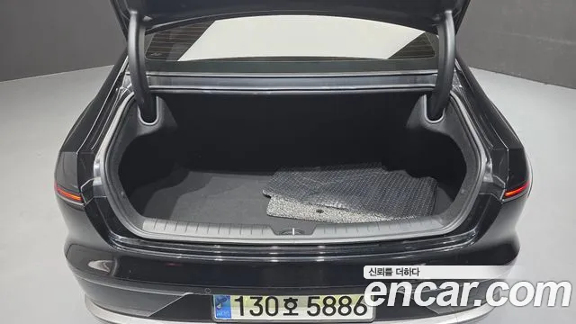 Hyundai Grandeur GN7 — Фото автомобиля 20
