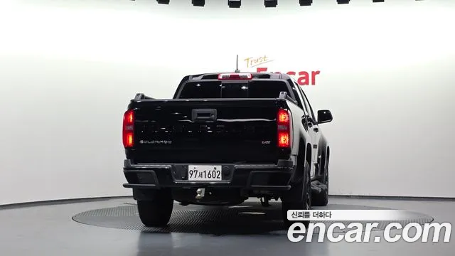 Chevrolet Colorado — Фото автомобиля 4