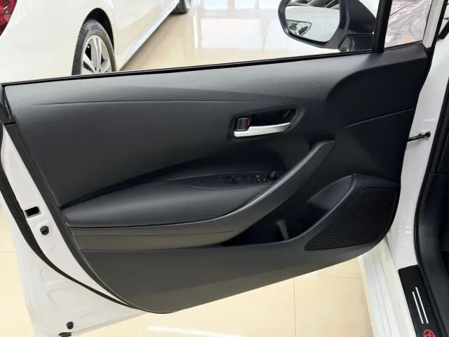 Toyota Corolla — Фото автомобиля 14