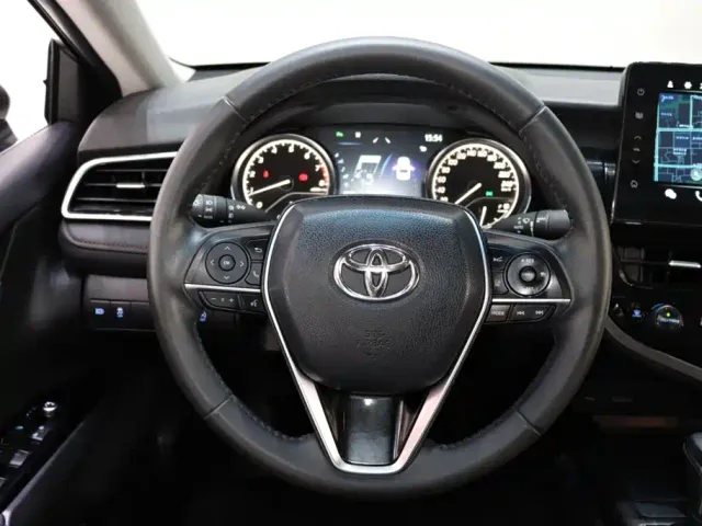 Toyota Camry — Фото автомобиля 12