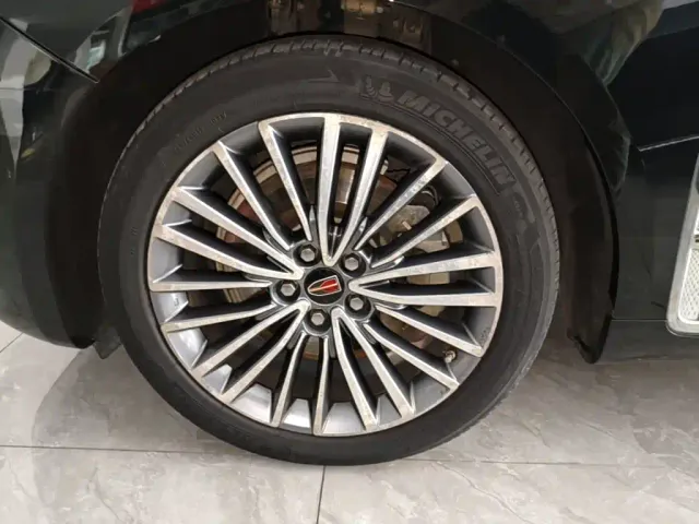 Hongqi H9 — Фото автомобиля 22