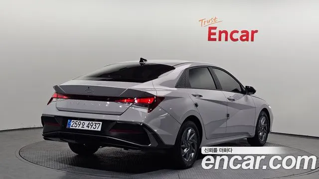 Hyundai AVANTE Новый Avante (CN7) — Фото автомобиля 2