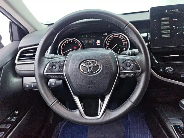 Toyota Camry — Фото автомобиля 15