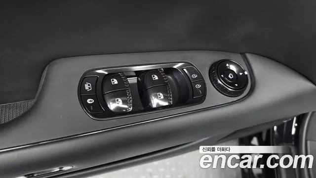 Genesis G90 RS4 — Фото автомобиля 27
