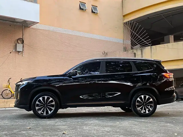 Chery Tiggo 8 PLUS — Фото автомобиля 23