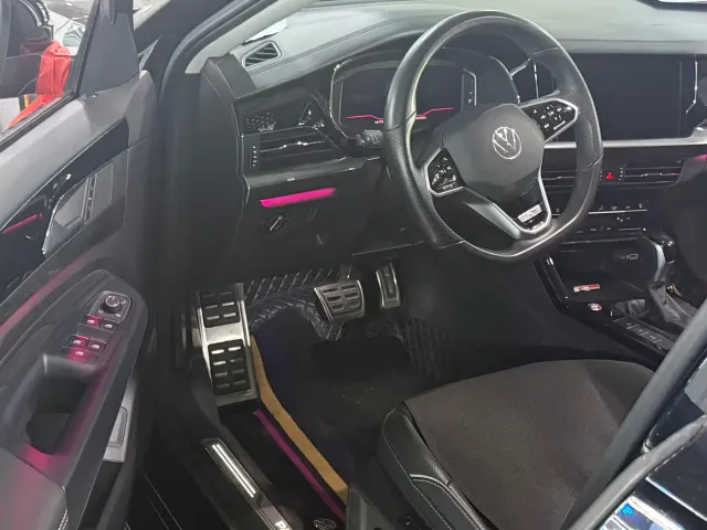 Volkswagen Passat — Фото автомобиля 3