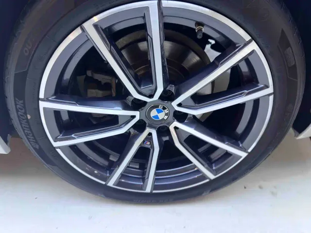 BMW 3 Series — Фото автомобиля 16