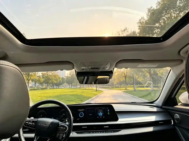 Chery Arrizo 8 — Фото автомобиля 12