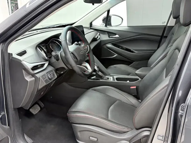 Chevrolet Orlando — Фото автомобиля 11