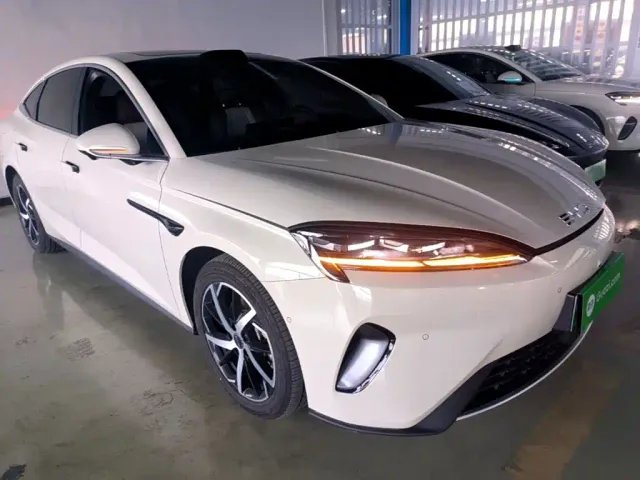 BYD Seal 07 DM-i — Фото автомобиля 3
