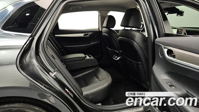 Hyundai Grandeur (New) Hybrid — Фото автомобиля 12
