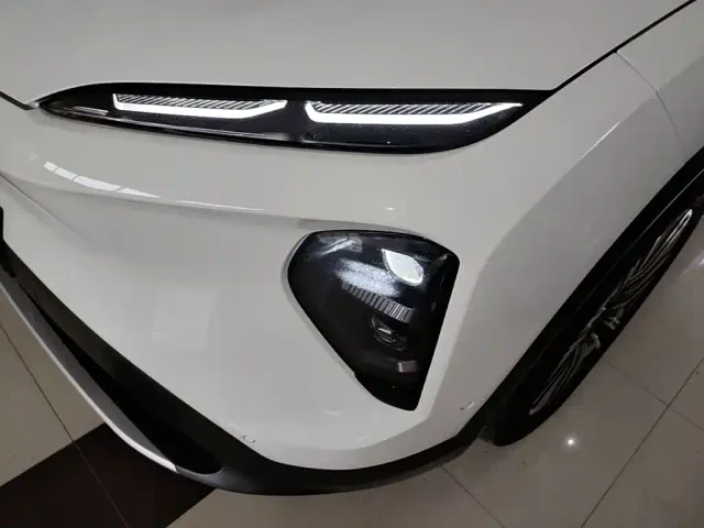 Nio ES7 — Фото автомобиля 23