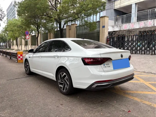 Volkswagen Sagitar — Фото автомобиля 7