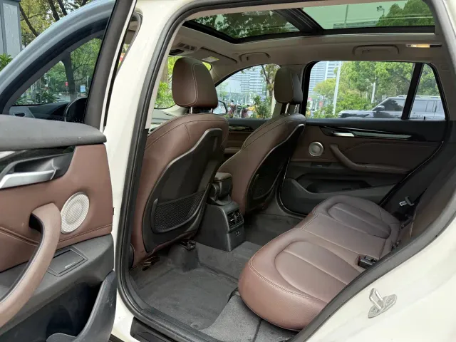 BMW X1 — Фото автомобиля 7