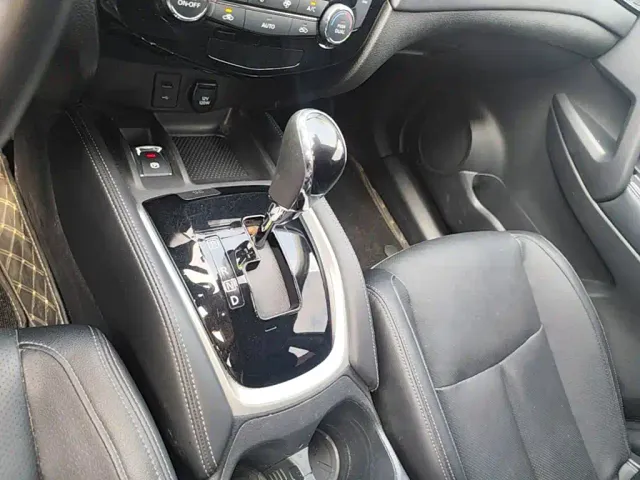 Nissan X-Trail — Фото автомобиля 13