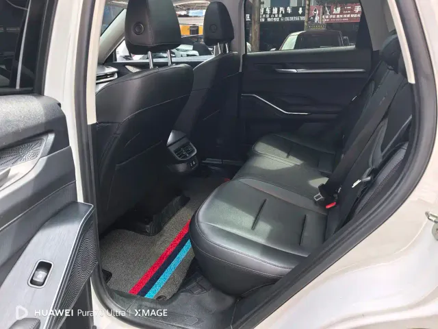 Haval H6 — Фото автомобиля 11