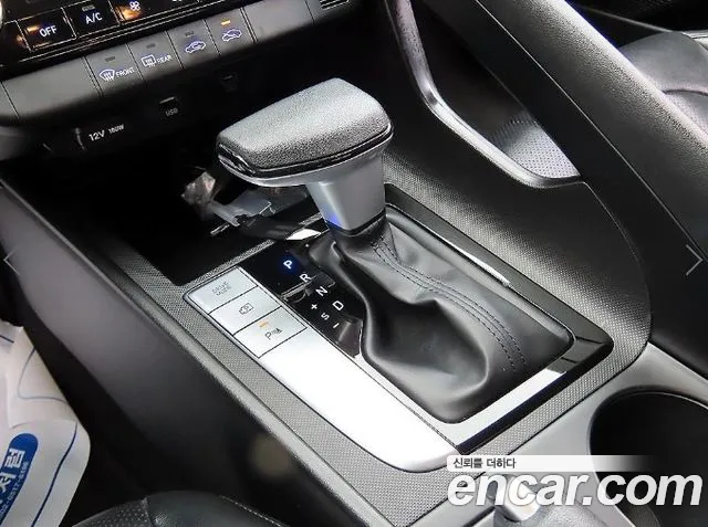 Hyundai Avante — Фото автомобиля 10