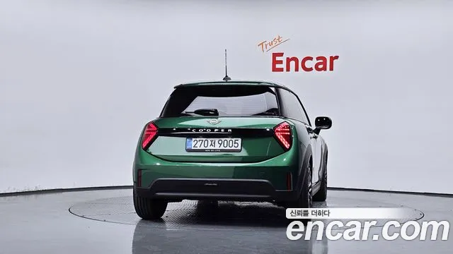 Mini Cooper — Фото автомобиля 4