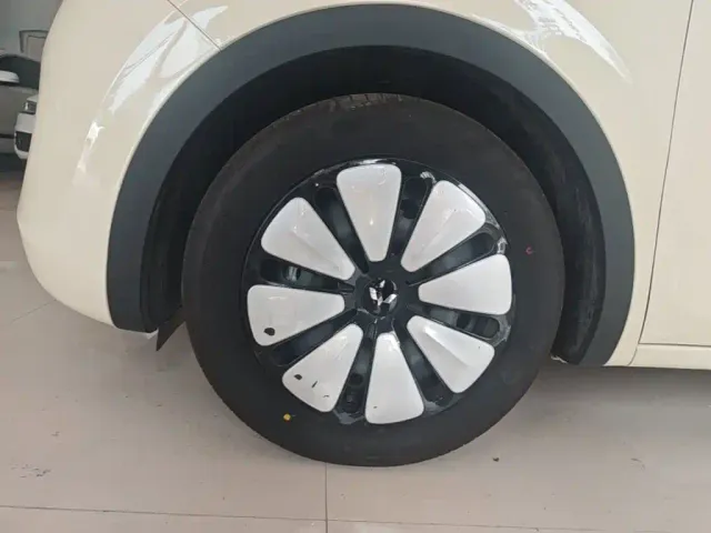Wuling Bingo — Фото автомобиля 24