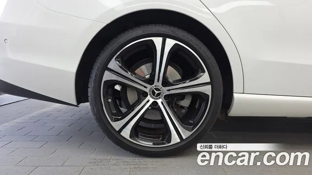 Mercedes-Benz C-Class W206 — Фото автомобиля 5