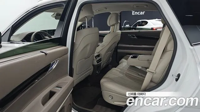 Genesis GV80 2.5T Бензин 2WD — Фото автомобиля 12