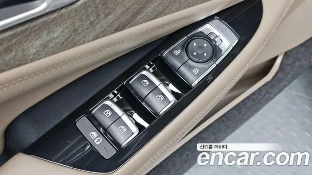 Kia K8 — Фото автомобиля 25