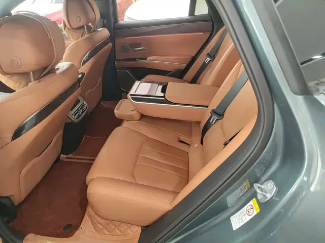 BYD Han L — Фото автомобиля 12