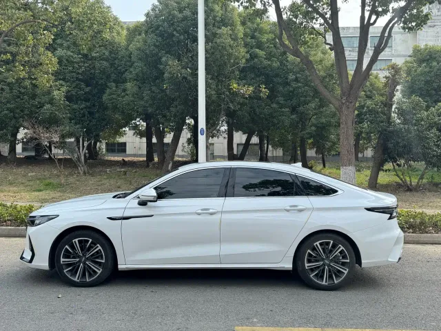 Chery Arrizo 8 — Фото автомобиля 4