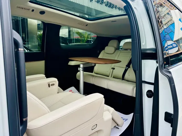 Li Auto Li Auto MEGA 2025 Model Home Family Special Edition — Фото автомобиля 7